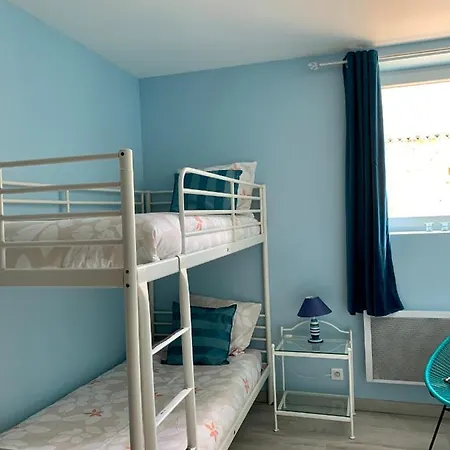 Hébergement de vacances Longere Du Chateau Vieux Mougnac *